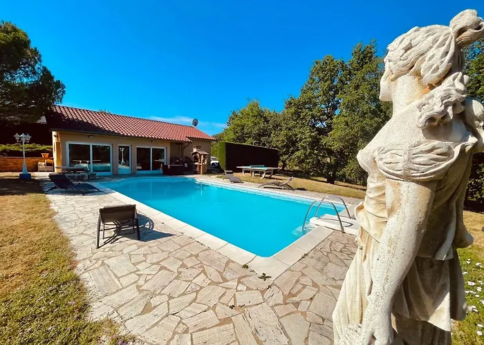 Vila La Perroquet Poncins